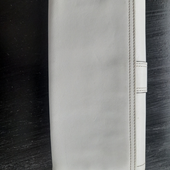 COACH leather wallet - Picture 5 of 6